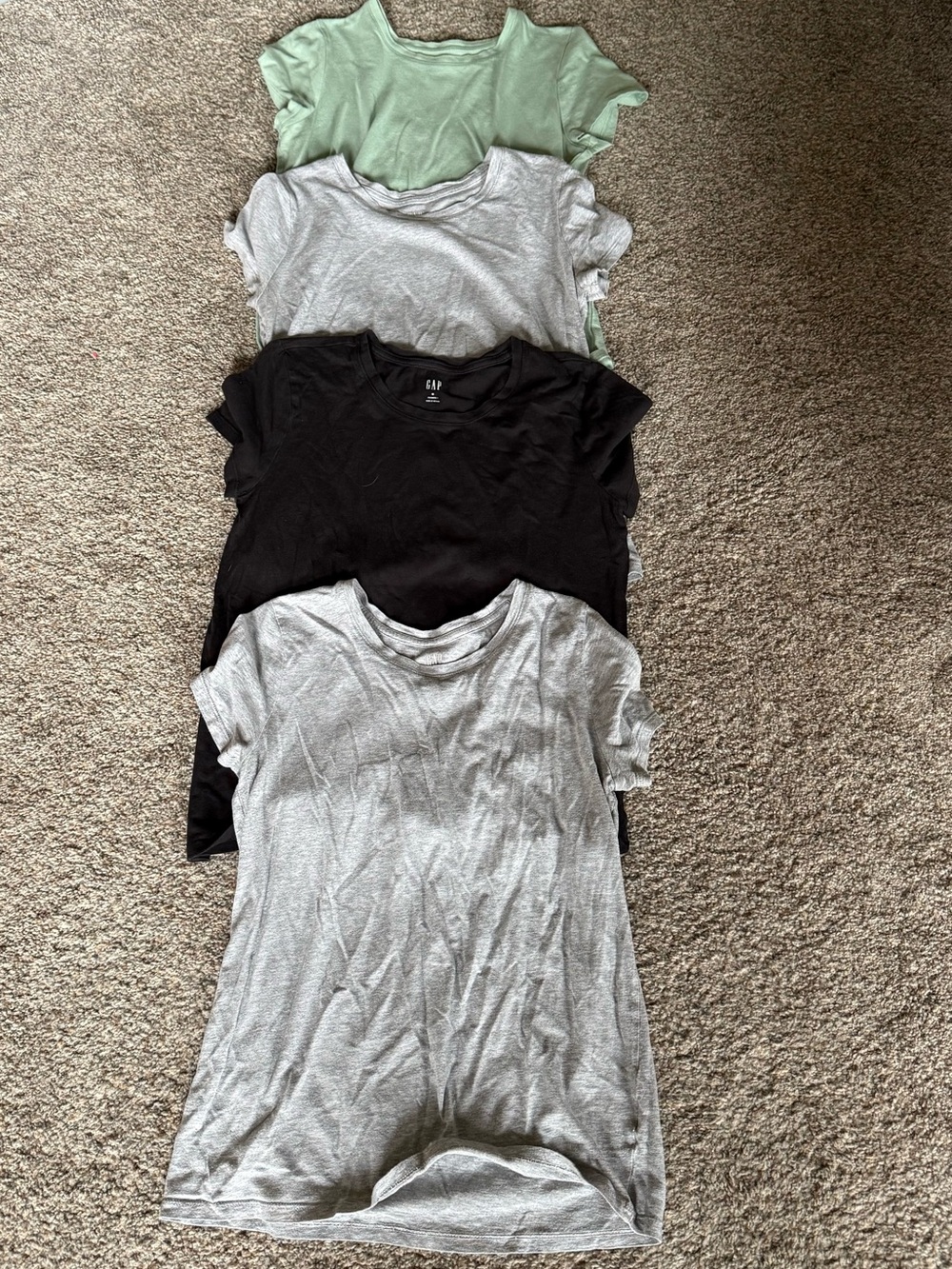 GAP Woman Short Sleeve Tees in Mint, Black & Light Gray